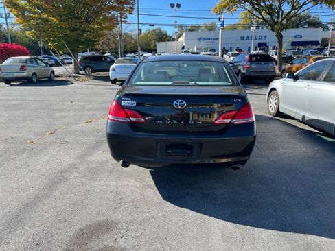 Used 2007 Toyota Avalon XLS image 3