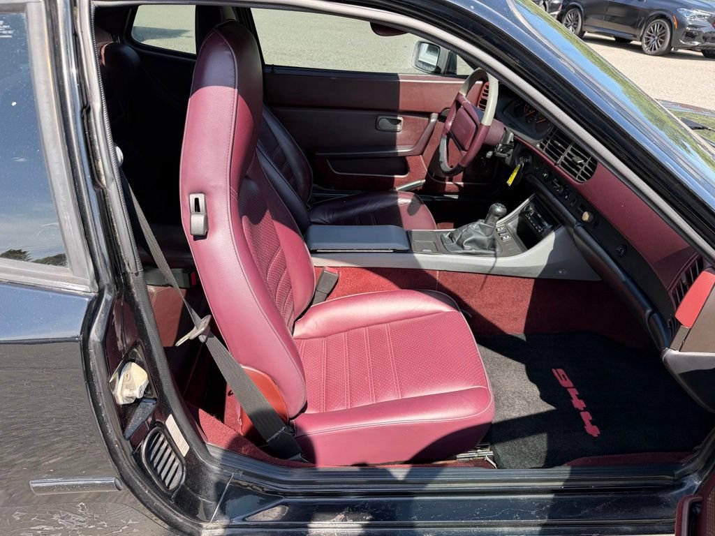 Used 1987 Porsche 944 S RWD image 12