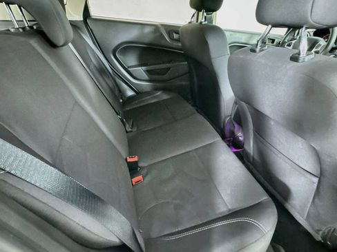 Used 2018 Ford Fiesta SE FWD image 29