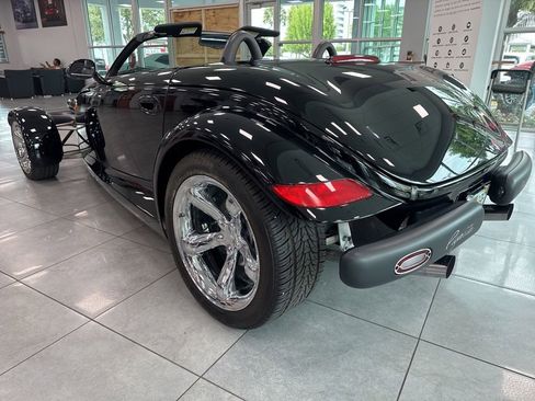 Used 2000 Plymouth Prowler image 6