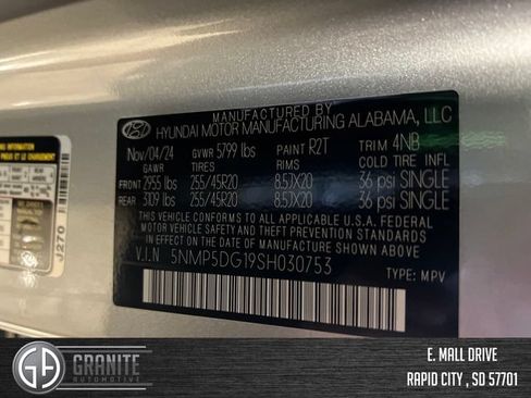 Used 2025 Hyundai Santa Fe Calligraphy AWD/4WD image 30
