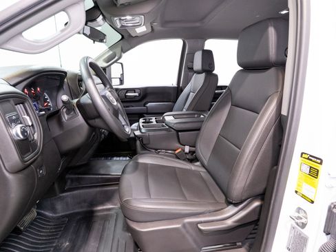 Used 2024 GMC Sierra 2500 Pro w/ Convenience Package RWD image 16