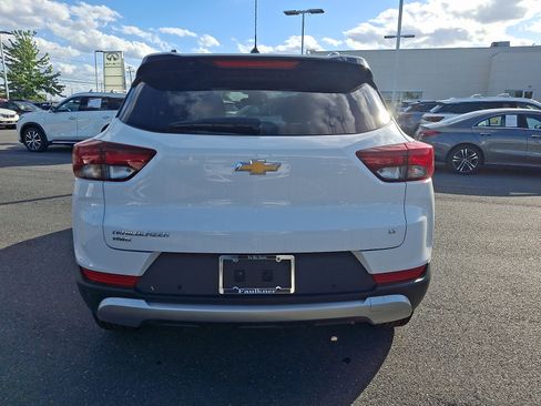 Used 2023 Chevrolet TrailBlazer LT w/ Convenience Package AWD/4WD image 5