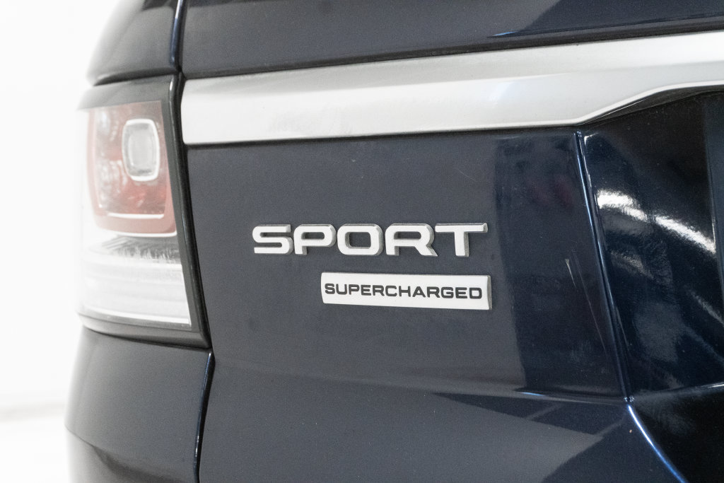 Used 2017 Land Rover Range Rover Sport Supercharged AWD/4WD image 32