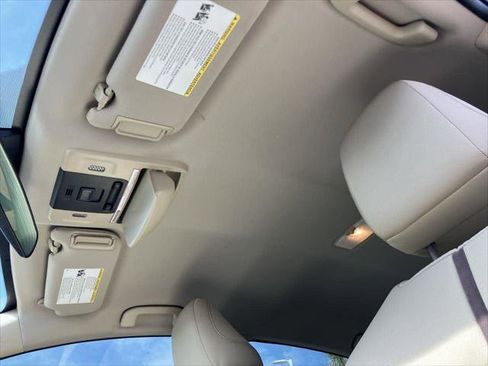 Certified 2020 Toyota Camry LE image 20