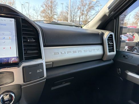 Used 2022 Ford F450 Lariat w/ Lariat Ultimate Package image 22