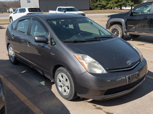 Used 2007 Toyota Prius Touring image 1