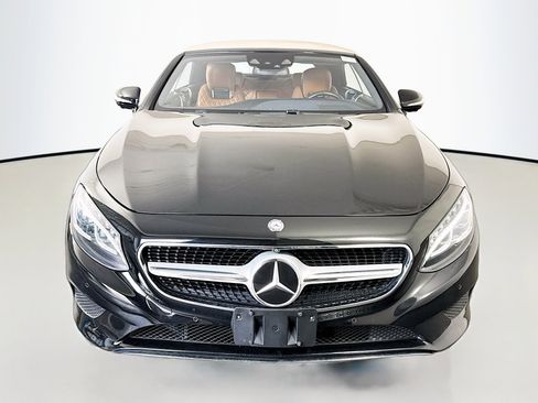 Used 2017 Mercedes-Benz S 550 Cabriolet image 2