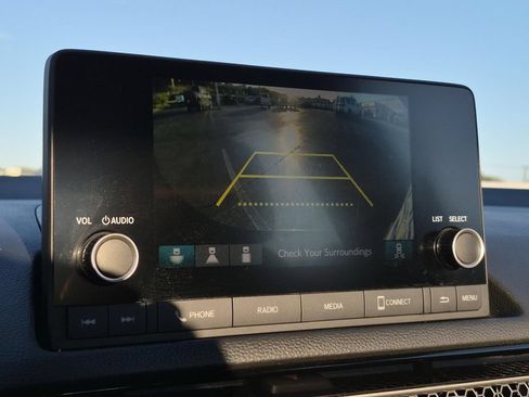 Used 2025 Honda Civic Sport image 25