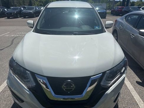 Used 2018 Nissan Rogue S AWD/4WD image 14
