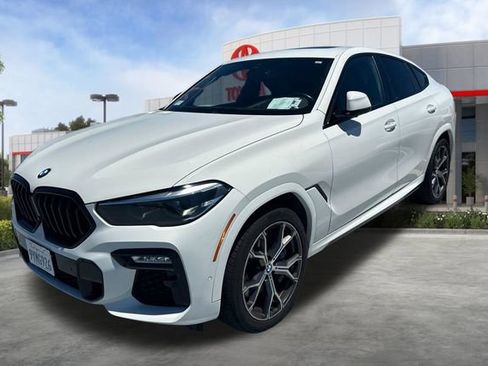 Used 2020 BMW X6 xDrive40i w/ M Sport Package AWD/4WD image 2