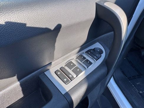 Used 2009 Chevrolet Silverado 1500 LT w/ Power Pack Plus AWD/4WD image 19