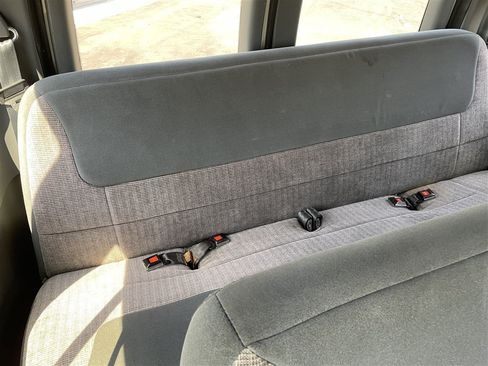 Used 1996 Ford E-350 and Econoline 350 Club Wagon RWD image 19