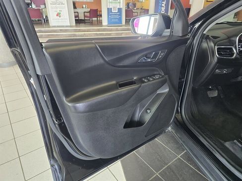 Used 2018 Chevrolet Equinox LT image 7