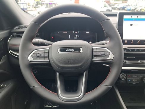 New 2026 Jeep Compass Trailhawk image 19