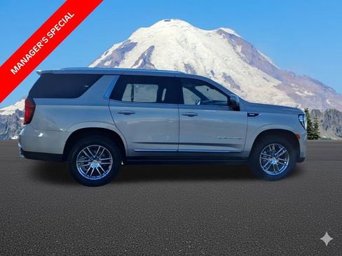 Used 2021 GMC Yukon Denali w/ Denali Premium Package image 5