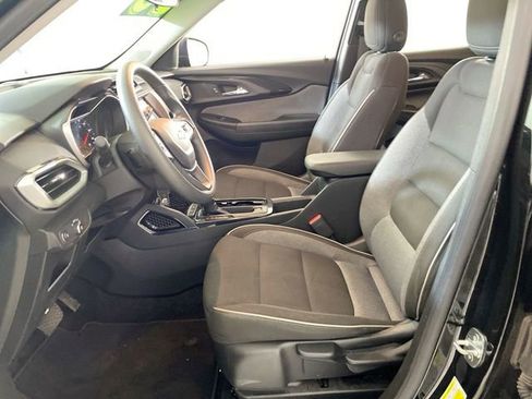 Used 2023 Chevrolet TrailBlazer LS image 18