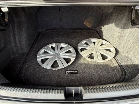 Used 2017 Volkswagen Jetta S image 31