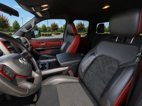 Used 2019 RAM 1500 Rebel AWD/4WD image 14