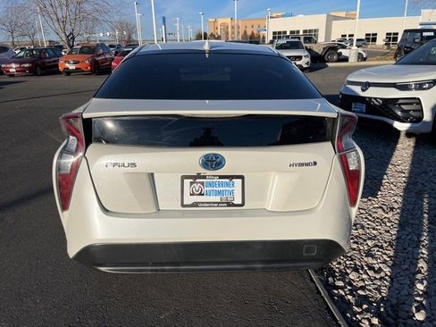 Used 2017 Toyota Prius One image 4