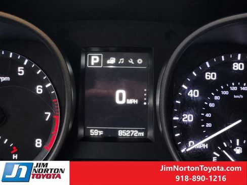 Used 2018 Hyundai Santa Fe Sport w/ 2.4L Value Package 02 image 18