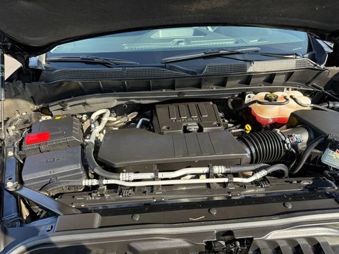 Certified 2024 Chevrolet Silverado 1500 Custom image 20