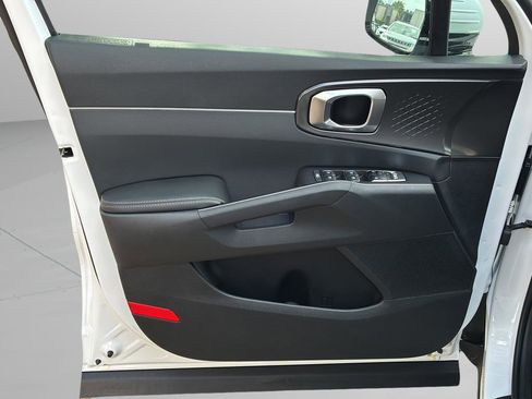 New 2026 Kia Sorento S w/ S Panoramic Sunroof Package image 11