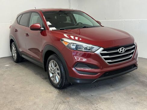 Used 2018 Hyundai Tucson SE image 3