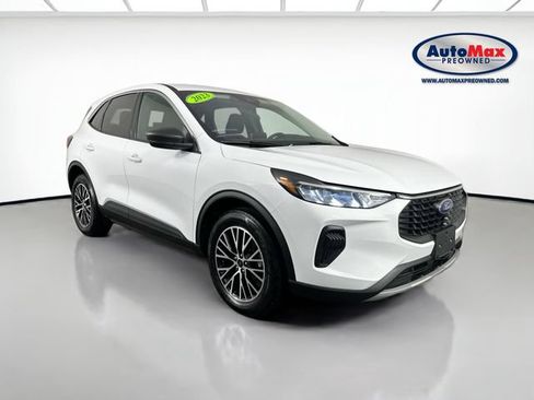 Used 2023 Ford Escape Active AWD/4WD image 1
