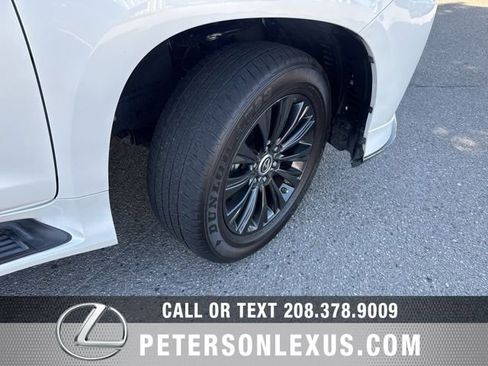 Certified 2023 Lexus GX 460 Premium AWD/4WD image 11