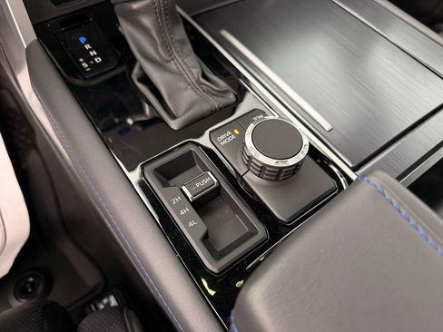 Used 2025 Toyota Tundra Platinum image 52