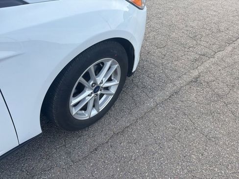 Used 2018 Ford Focus SE w/ Interior Protection Package FWD image 13