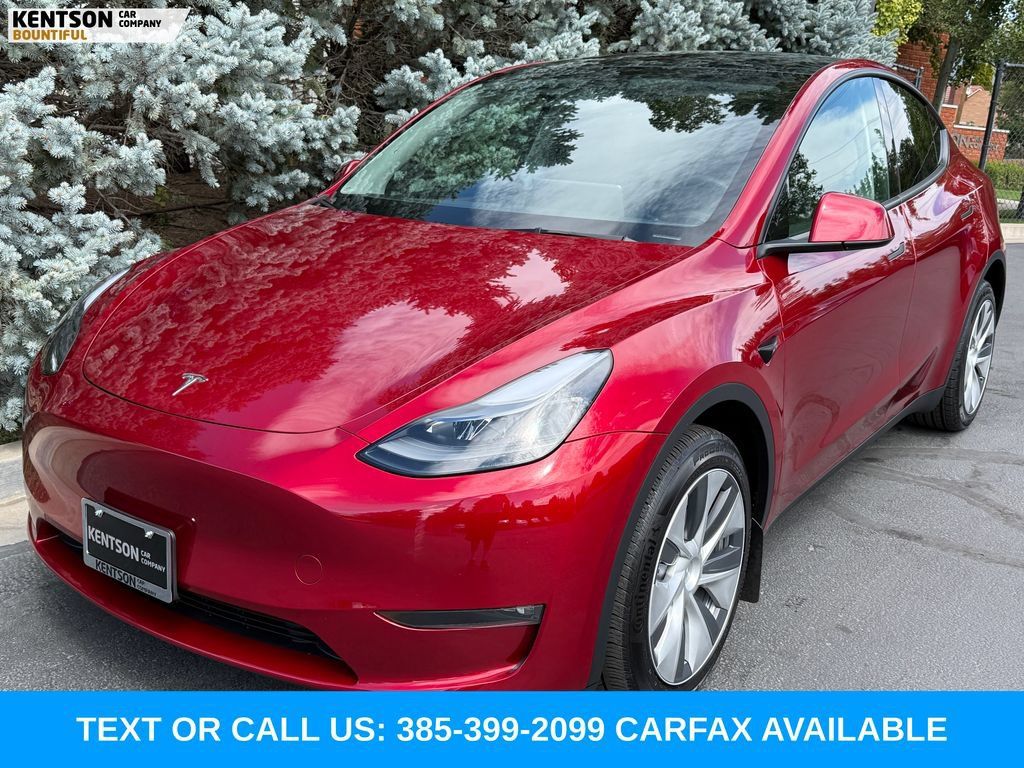 Used 2024 Tesla Model Y Long Range AWD/4WD image 3