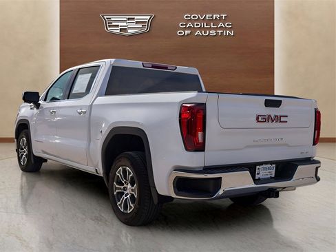 Used 2025 GMC Sierra 1500 SLT image 3