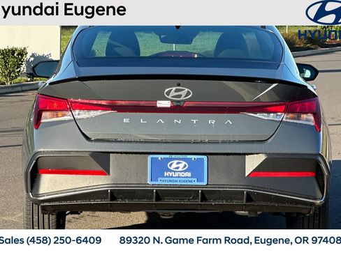 New 2026 Hyundai Elantra Sport image 5