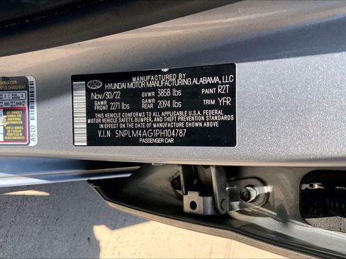 Used 2023 Hyundai Elantra SEL FWD image 30
