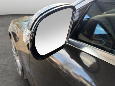 Used 2014 Mercedes-Benz S 550 Sedan image 30