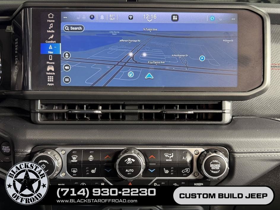Used 2024 Jeep Wrangler Unlimited Rubicon w/ Technology Group AWD/4WD image 27