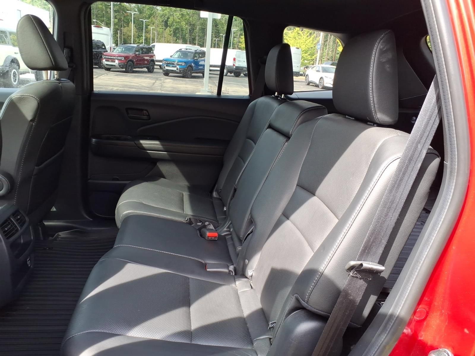 Used 2023 Honda Passport EX-L image 29