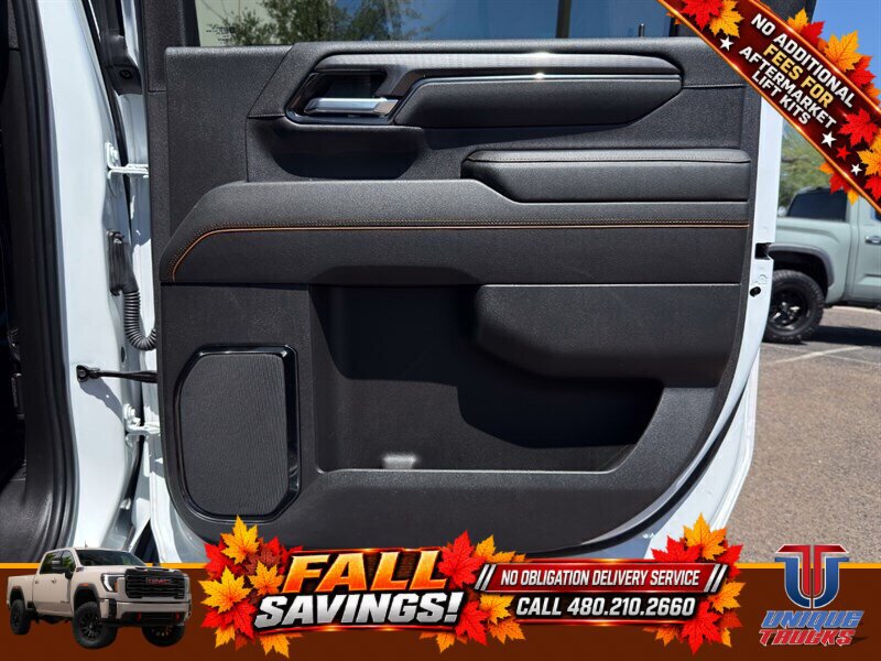 Used 2024 GMC Sierra 2500 AT4 w/ Technology Package AWD/4WD image 27