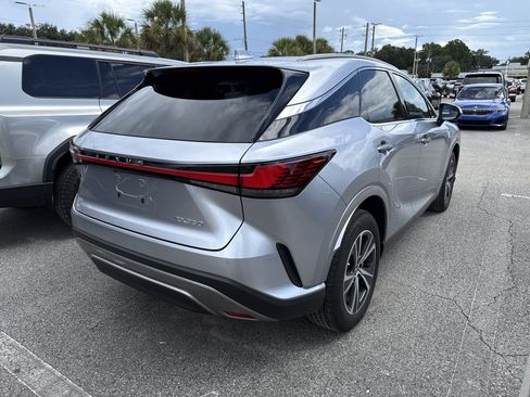 Used 2024 Lexus RX 350 Premium w/ Accessory Package (K3) FWD image 4