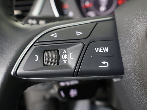 Used 2018 Audi Q5 2.0T Premium Plus w/ Premium Plus Package image 29