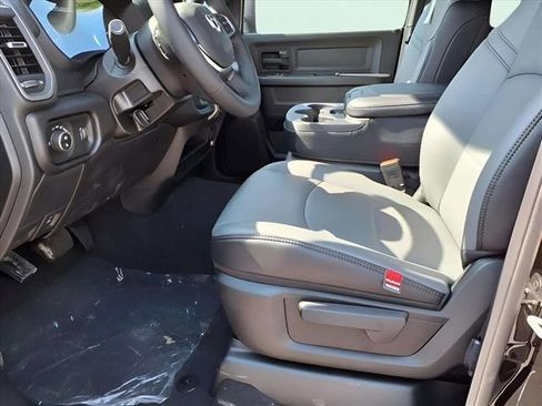 New 2026 RAM 2500 Tradesman AWD/4WD image 11