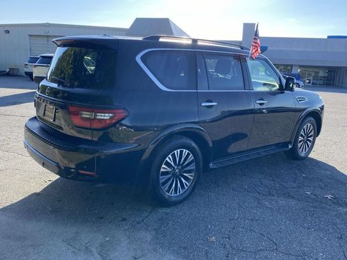 Used 2023 Nissan Armada SL w/ Midnight Edition Package RWD image 5