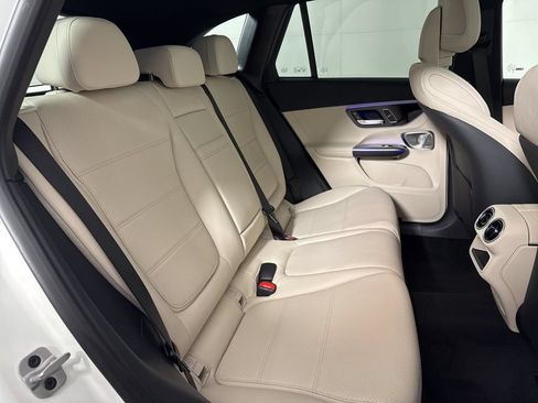 New 2026 Mercedes-Benz GLC 300 4MATIC image 16