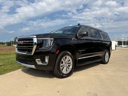 Used 2023 GMC Yukon XL SLT w/ SLT Luxury Package