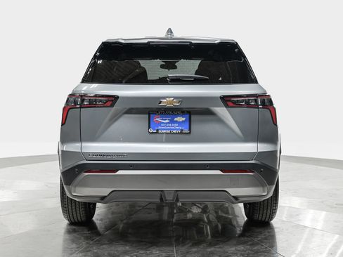 Used 2026 Chevrolet Equinox LT w/ Convenience Package II AWD/4WD image 5