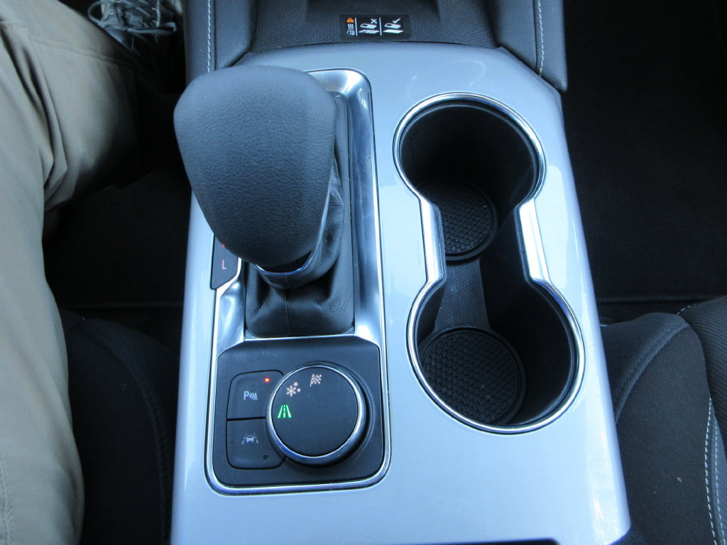 Used 2024 Chevrolet Blazer LT w/ Convenience Package FWD image 28