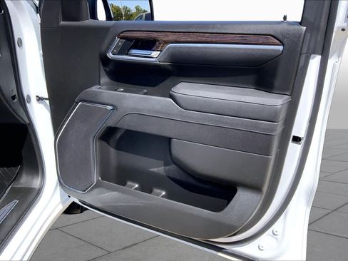 Used 2025 GMC Sierra 1500 Elevation RWD image 22