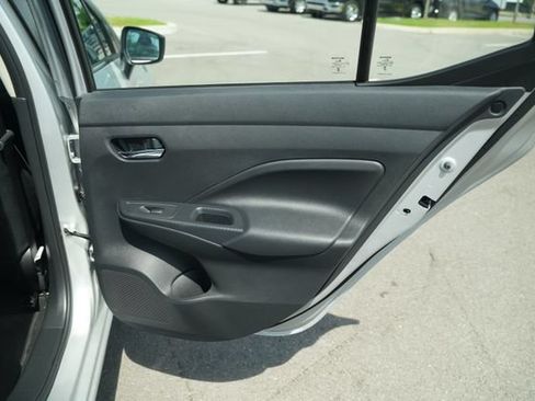 Used 2025 Nissan Versa SV FWD image 23